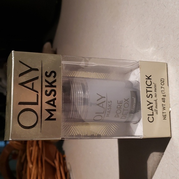 Olay Pore Detox clay stick. - Picture 1 of 3